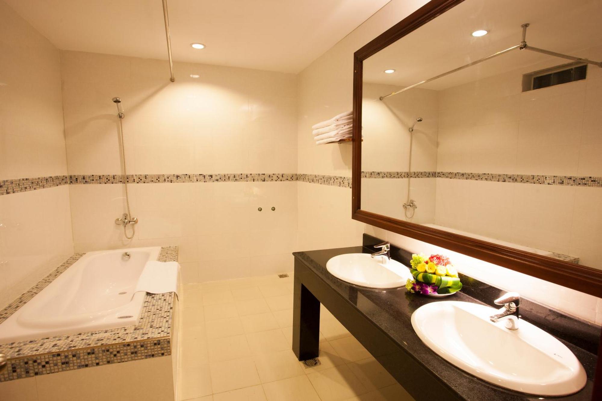 Anh Dao Mekong 2 Hotel Cần Thơ Zewnętrze zdjęcie
